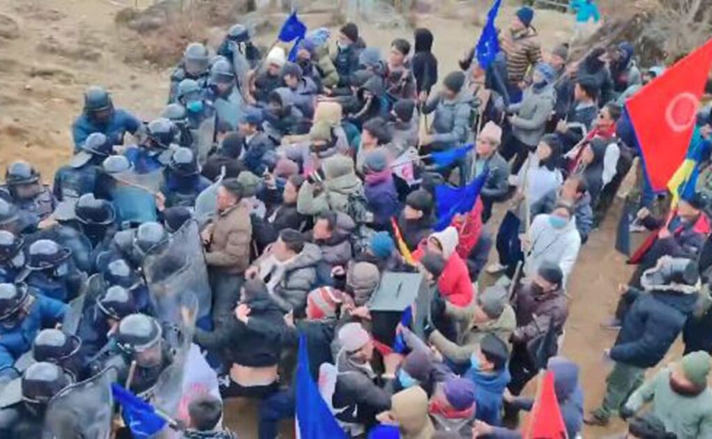 People protesting in Taplejung over cable car matter