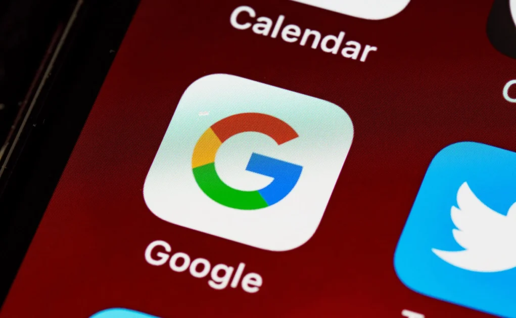 Google introduces multimodal Lens to AI Mode
