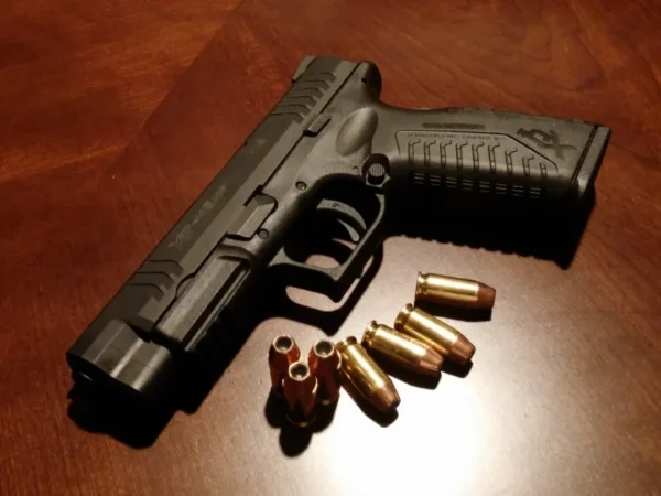Six Fake Pistols Recovered