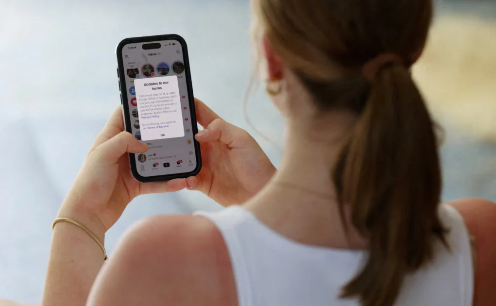 Australia plays hardball on social media ban